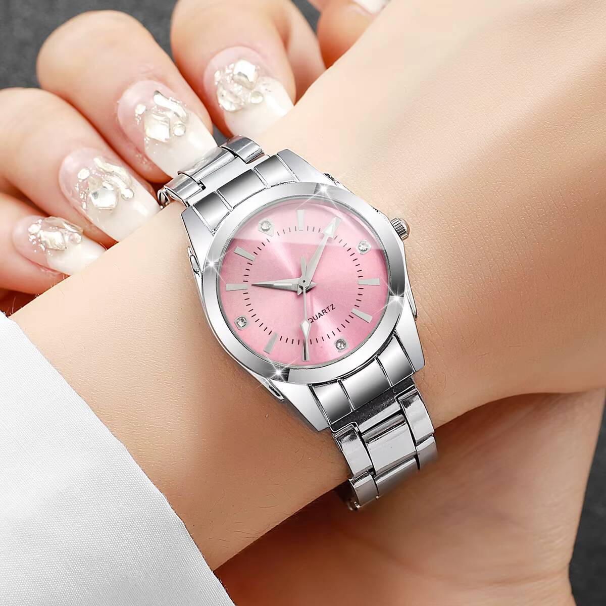 Luxury Rhinestone Women Watche - đánh giá và giá Luxury Watch Case Travel
