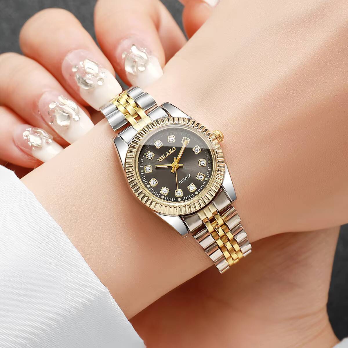 Fashion Rhinestone Women Quart - đánh giá và giá Luxury Watch Case Travel